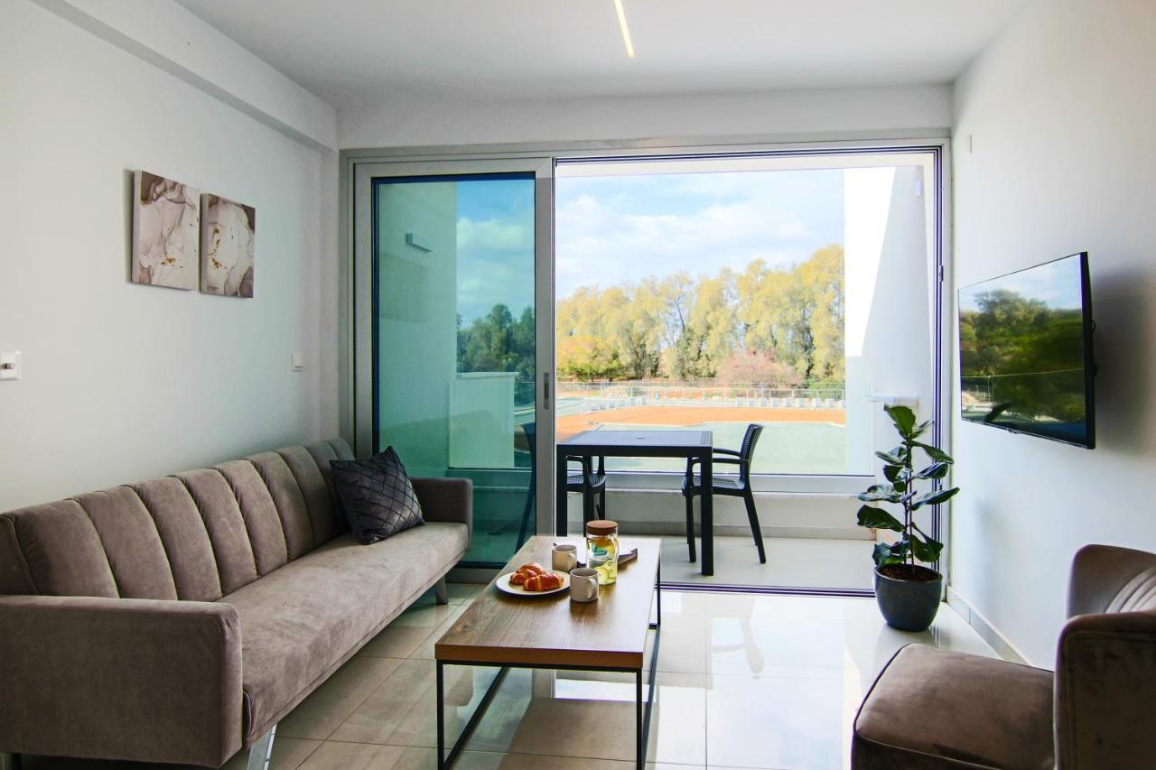 Phaedrus Living - Seaside Executive Flat Harbour 208 Apartment Paphos Exterior photo