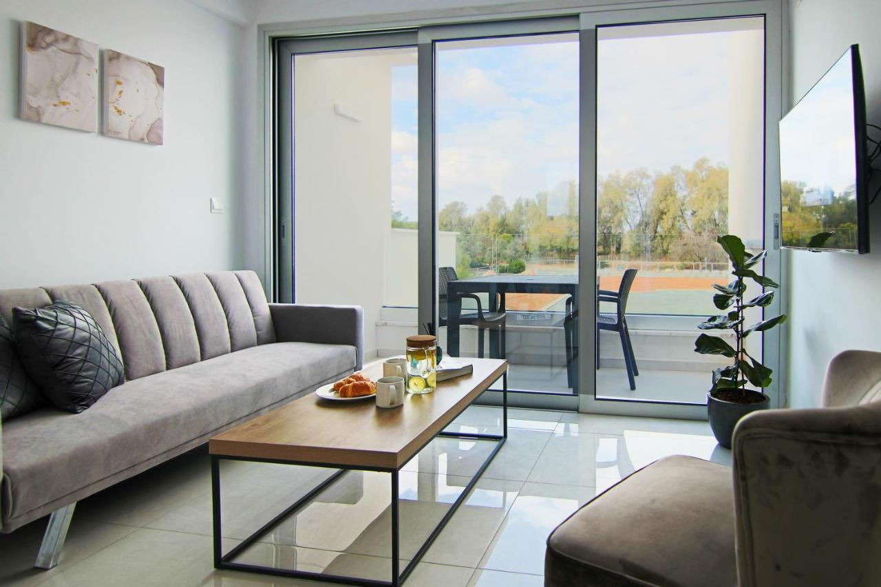 Phaedrus Living - Seaside Executive Flat Harbour 208 Apartment Paphos Exterior photo